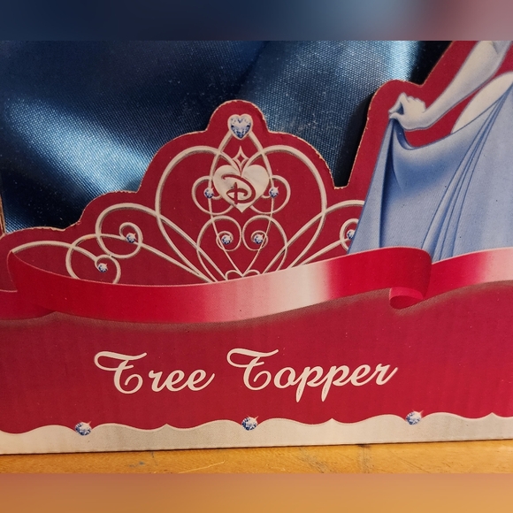Cinderella Tree Topper - Picture 3 of 4